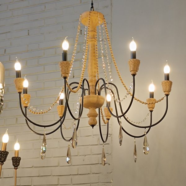 لوستر نئوکلاسیک چوبی حنا 8 شاخه با آویز بادامی