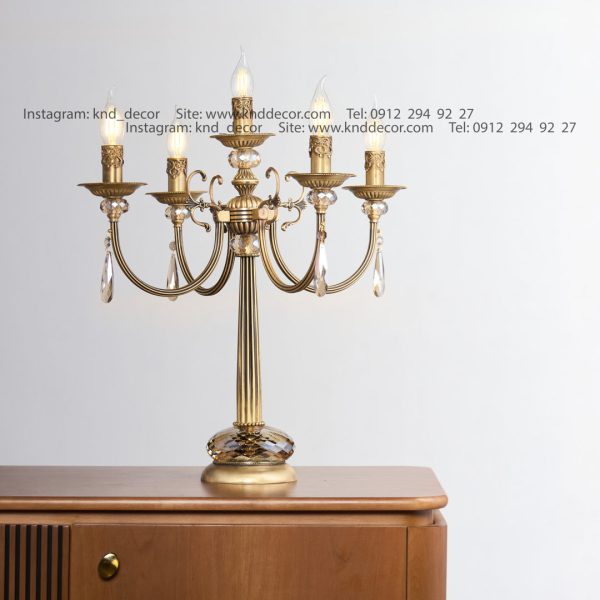 آباژور رومیزی آنتیک نئوکلاسیک برنجی لوتوس ستون کبریتی 4+1 با آویز بادامی