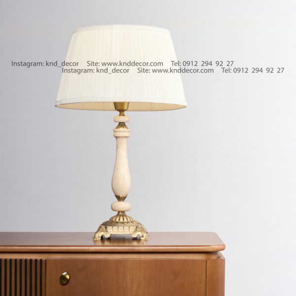 آباژور رومیزی آنتیک نئوکلاسیک برنجی آریا بزرگ ستون میلاد کرم با شید