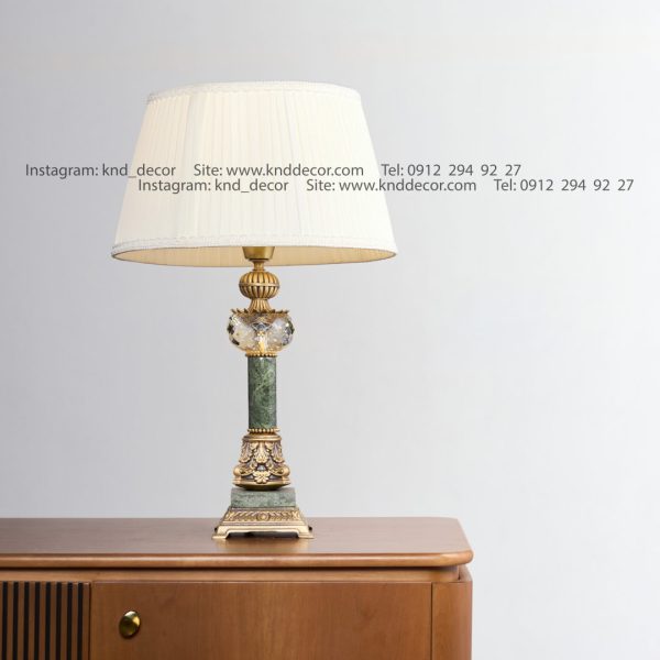 آباژور رومیزی آنتیک نئوکلاسیک برنجی سنگ سبز سرستون با کد a5 با شید